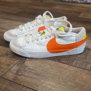 Nike shoes